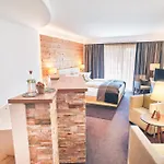 Eibl Hotel 4*